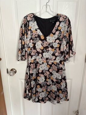 Boohoo Black Floral V-Neck Mini Dress